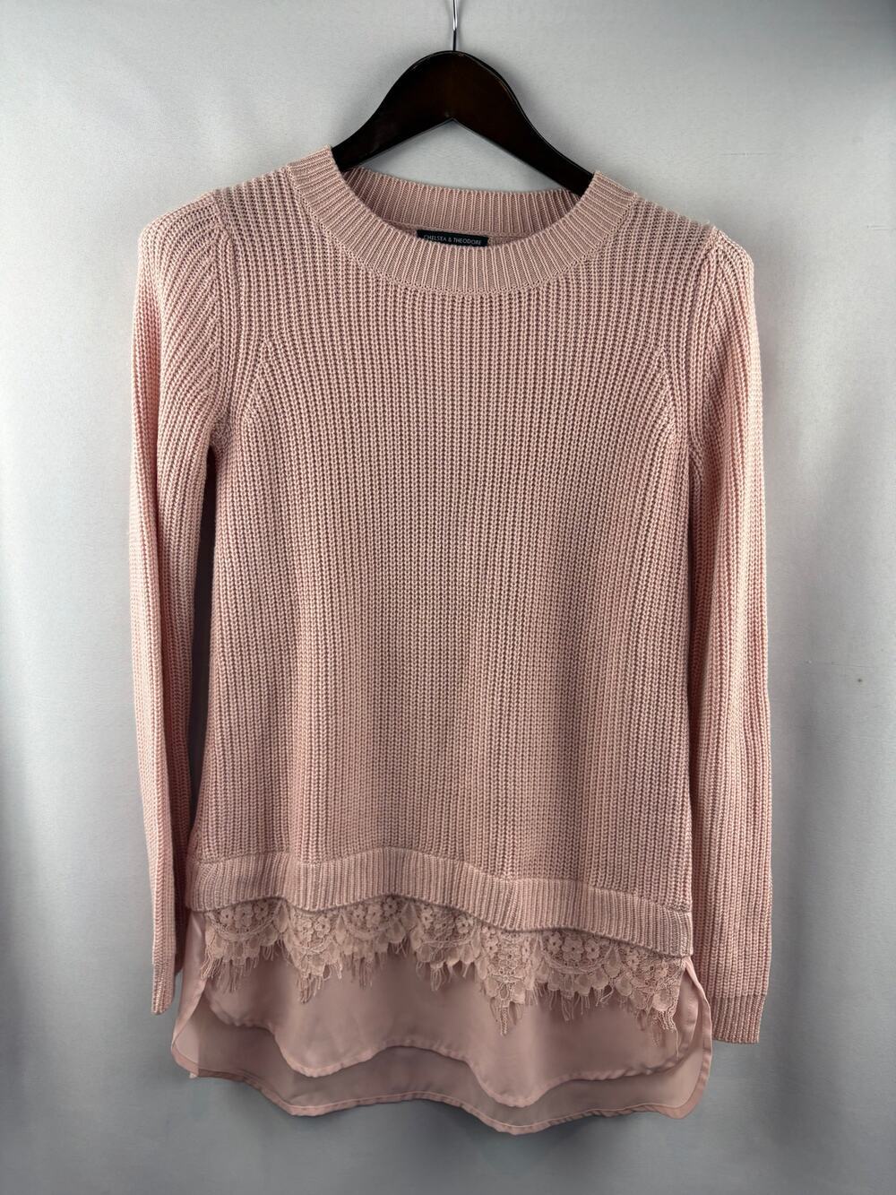 Women’s Chelsea & Theodore Small Millennial Pink Sweater